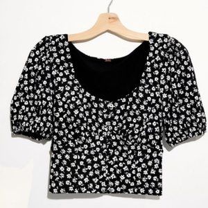 Free People Black and White Floral Crop Top with Puff Sleeve